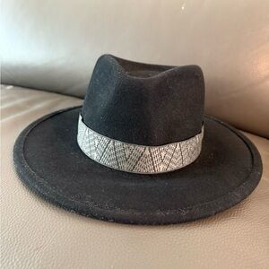 Roark Manawa Tapu Black Wool Fedora New With Tags NWT Small Medium